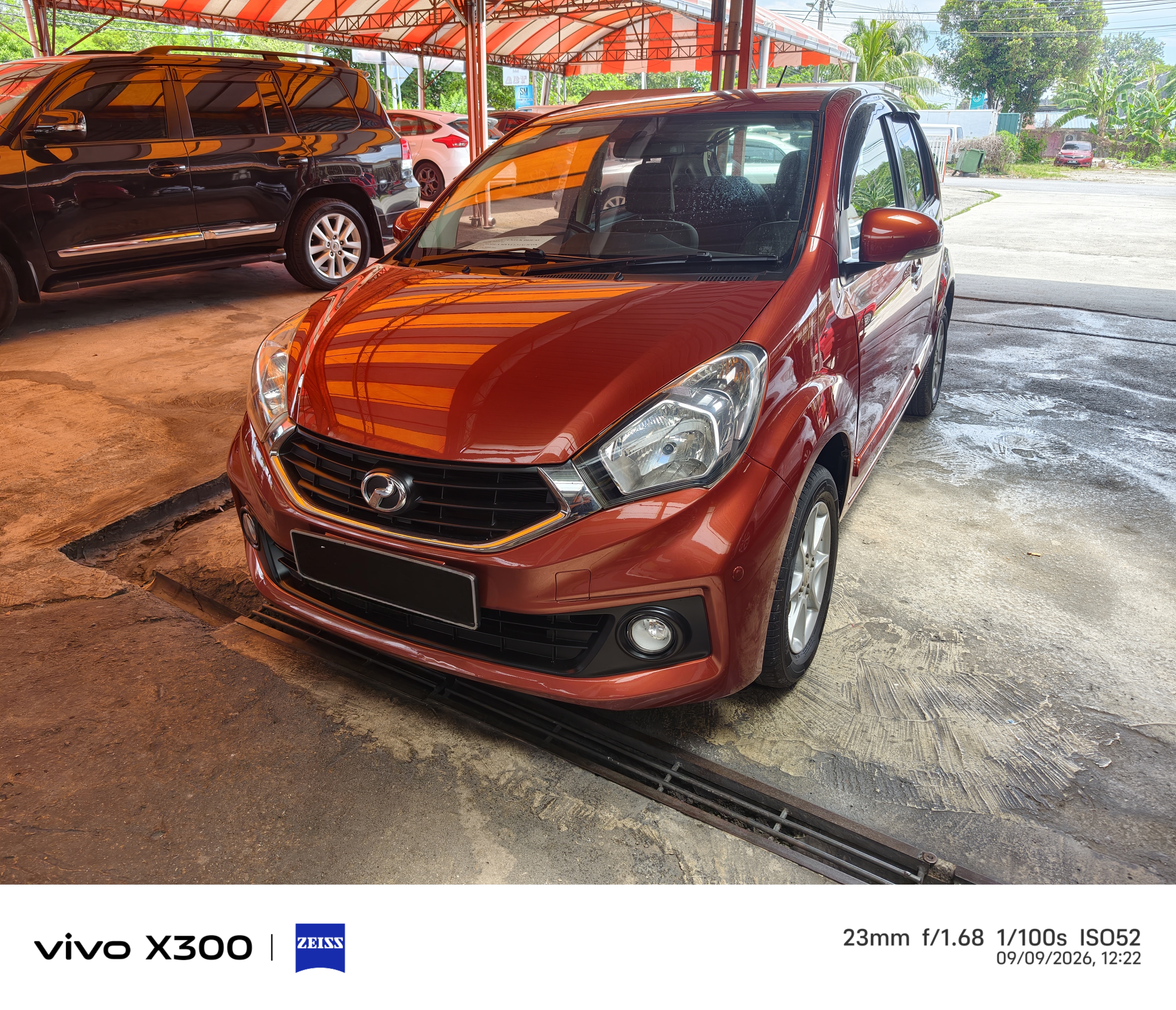 Perodua Myvi 1.3(A) PREMIUM X YEAR 2015 CAN FULL LOAN