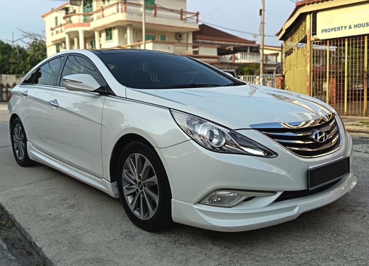 2013 Hyundai SONATA 2.0 EXECUTIVE YF (A) PANANOMIC ROOF IMPORT BARU — photo 2