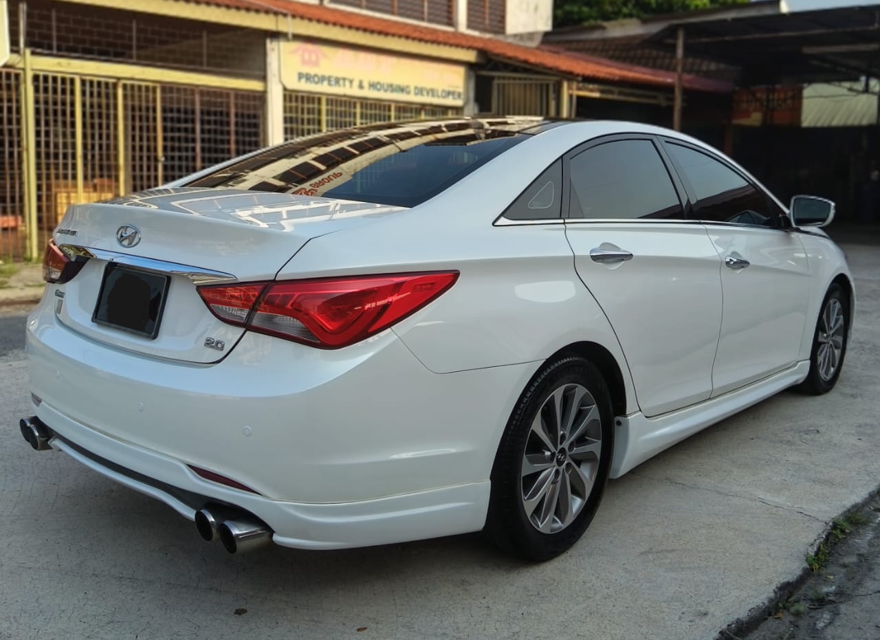 2013 Hyundai SONATA 2.0 EXECUTIVE YF (A) PANANOMIC ROOF IMPORT BARU — photo 3