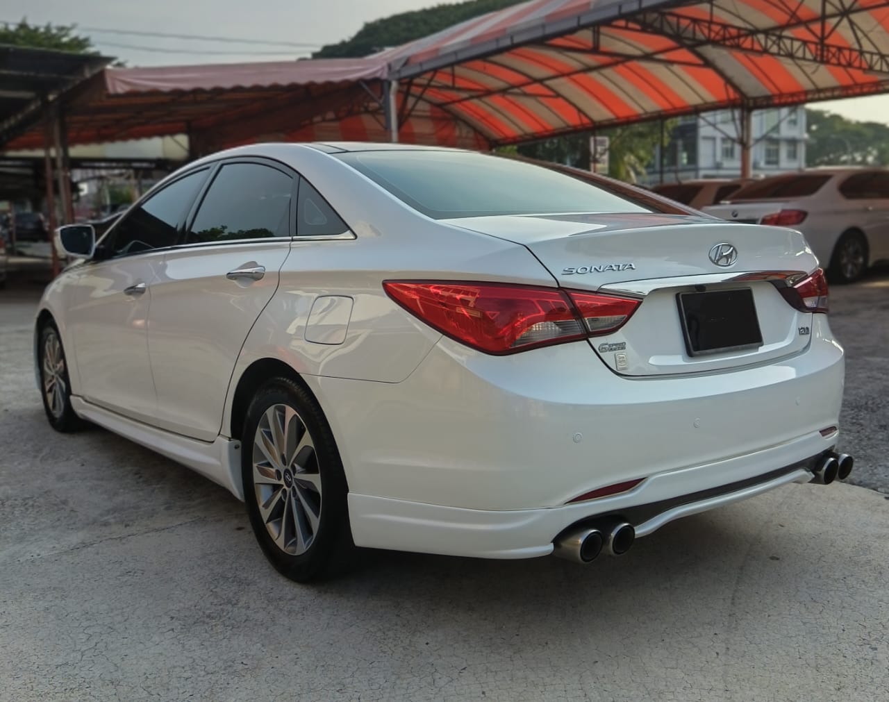 2013 Hyundai SONATA 2.0 EXECUTIVE YF (A) PANANOMIC ROOF IMPORT BARU — photo 4