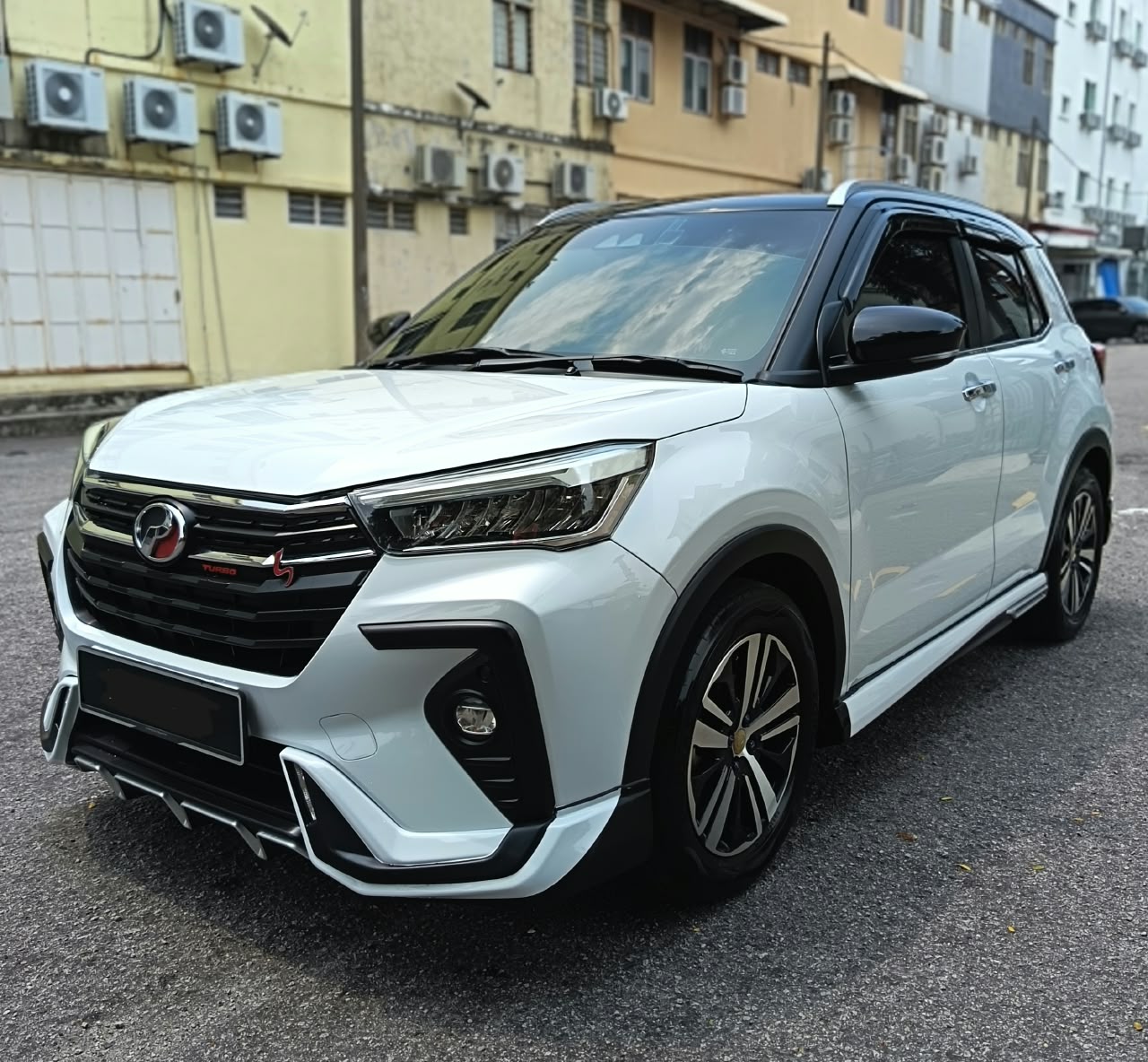 PERODUA ATIVA ADVANCE 1.0(A) TURBO YEAR 2021 CAN FULL LOAN — photo 4