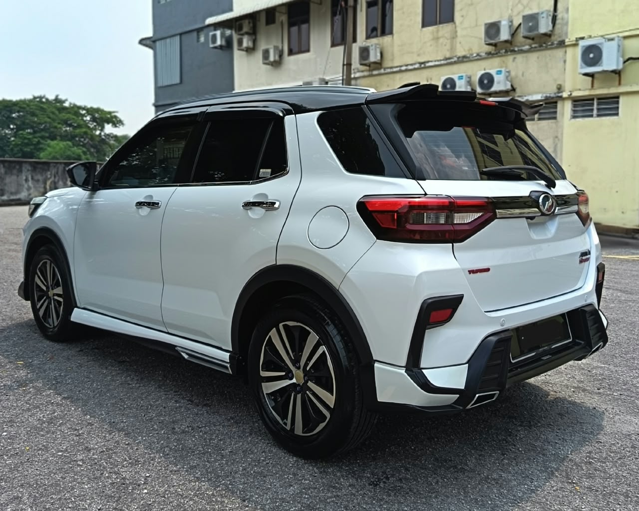 PERODUA ATIVA ADVANCE 1.0(A) TURBO YEAR 2021 CAN FULL LOAN — photo 5
