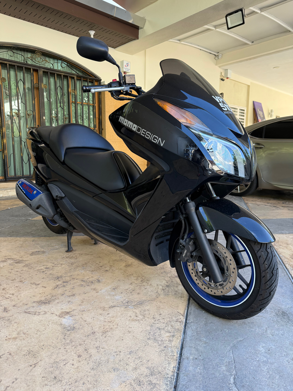 2013 Honda NSS300 Maxi Scooter - Perfect Daily Commuter
