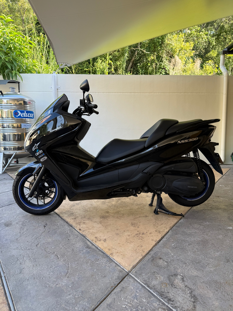 2013 Honda NSS300 Maxi Scooter - Perfect Daily Commuter — photo 4