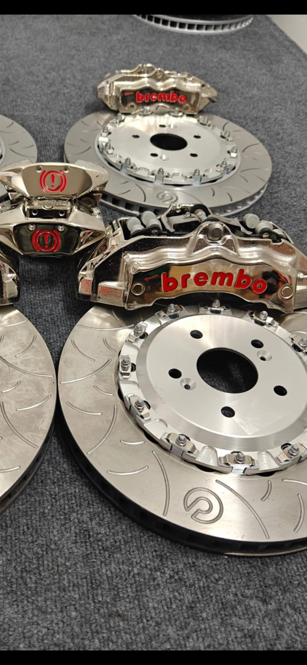 Brembo Brake Calipers — photo 2