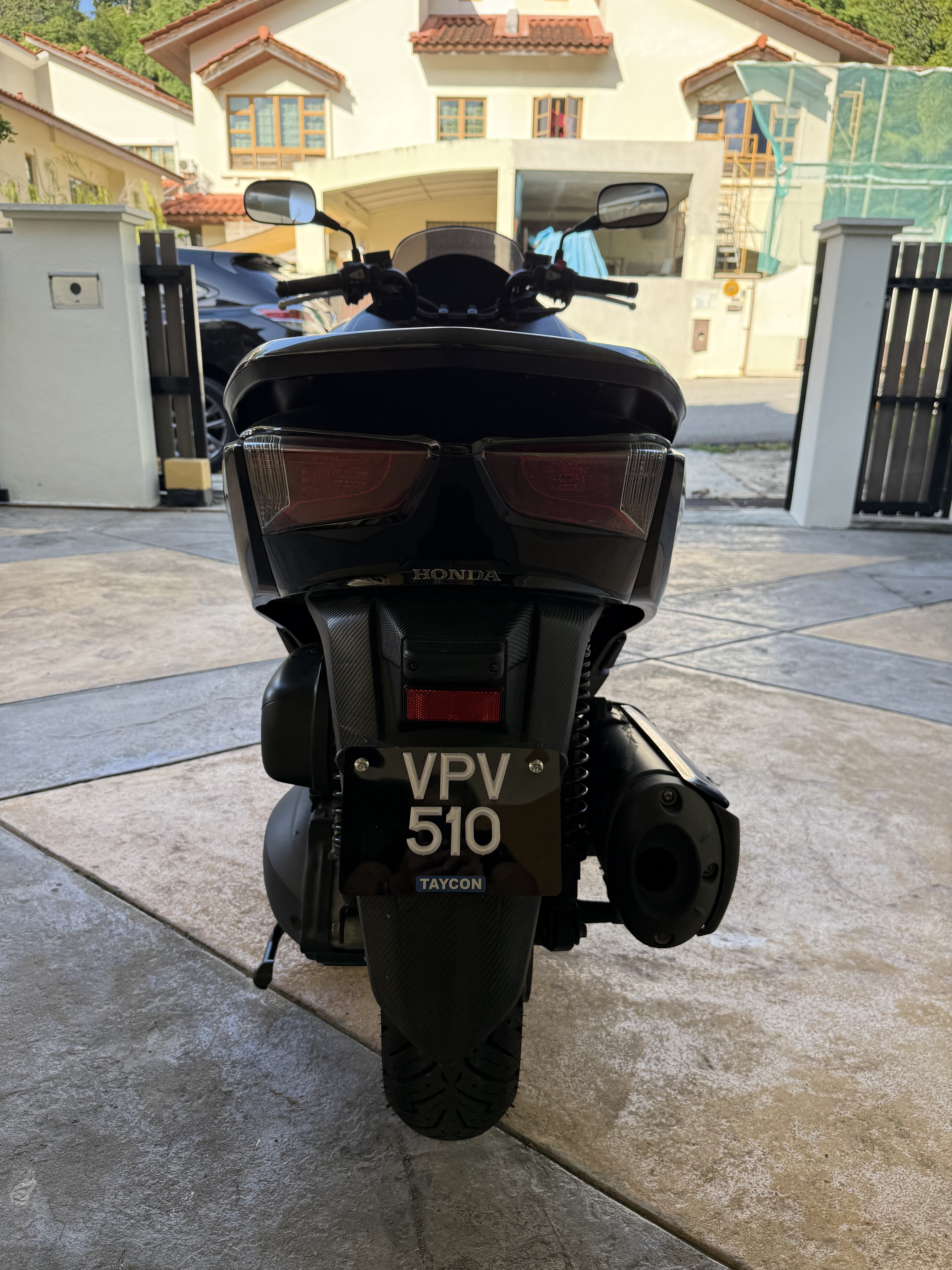 Honda NS3000 — photo 3