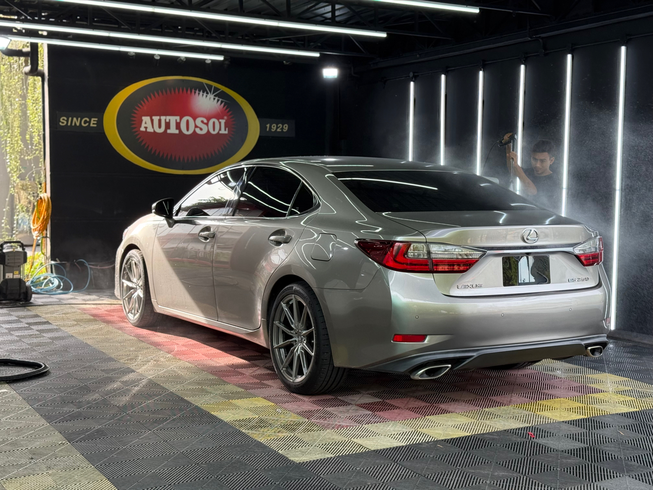 Lexus ES250
