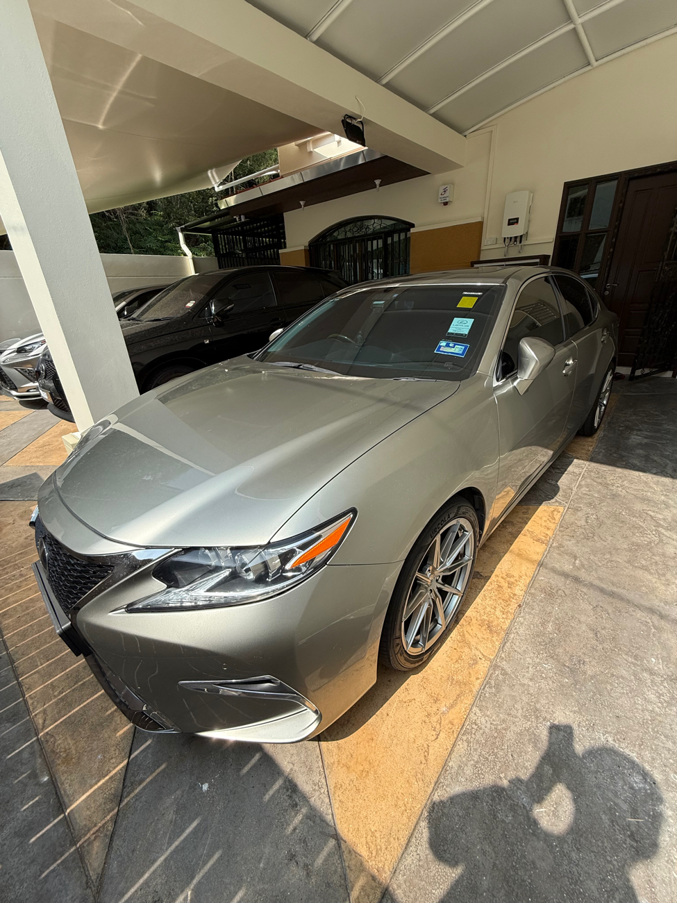 Lexus ES250 — photo 2