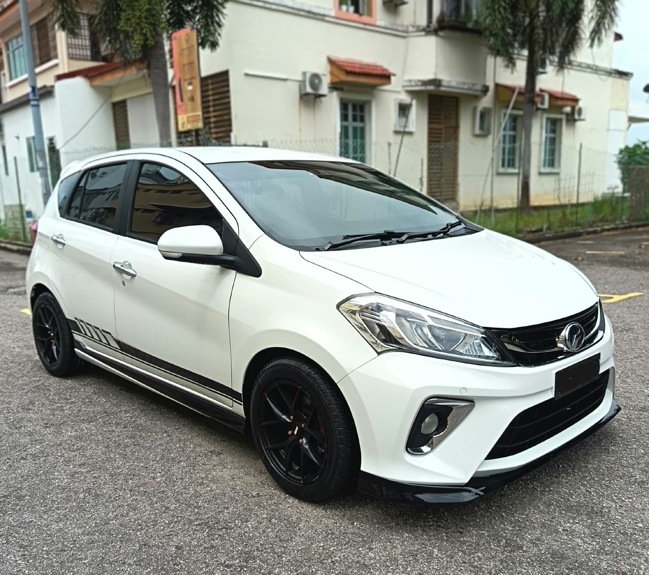 PERODUA MYVI ADVANCE 1.5(A) YEAR 2020 can full loan — photo 3