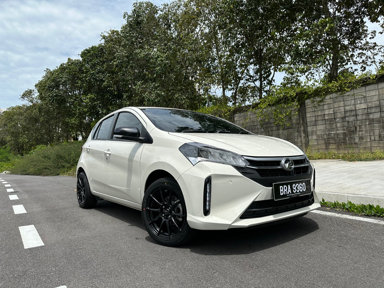 Perodua Myvi 2020 E — photo 2