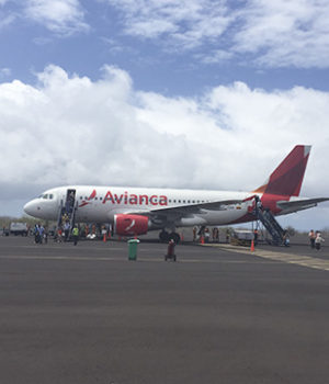 avianca galapagos airport