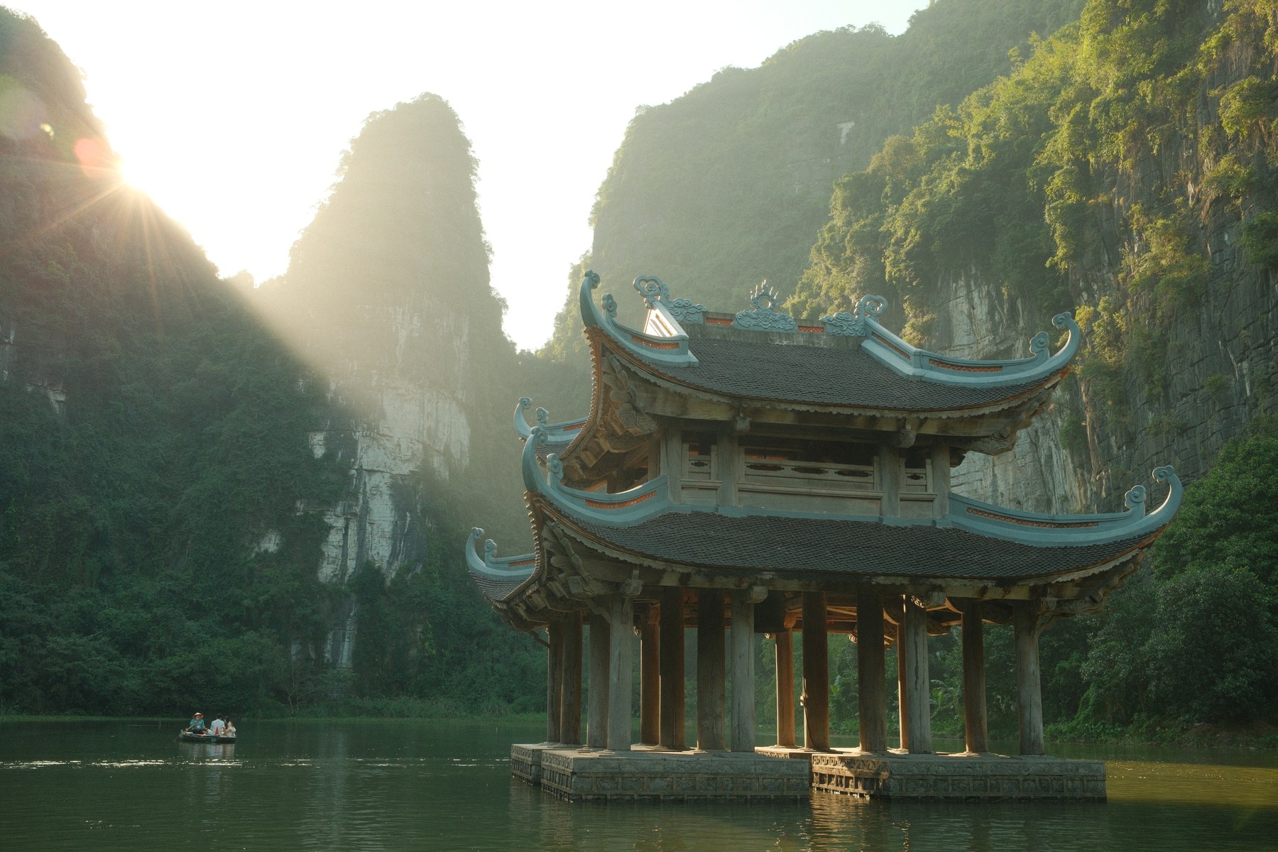Temple sur l’eau