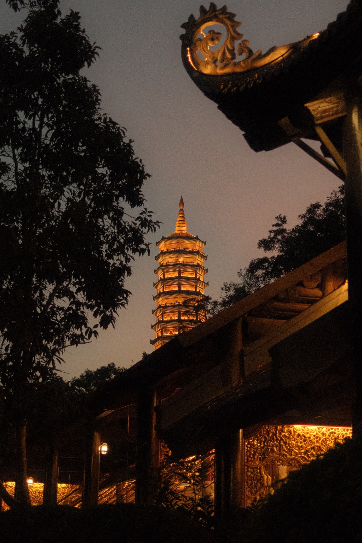 Pagode au crépuscule