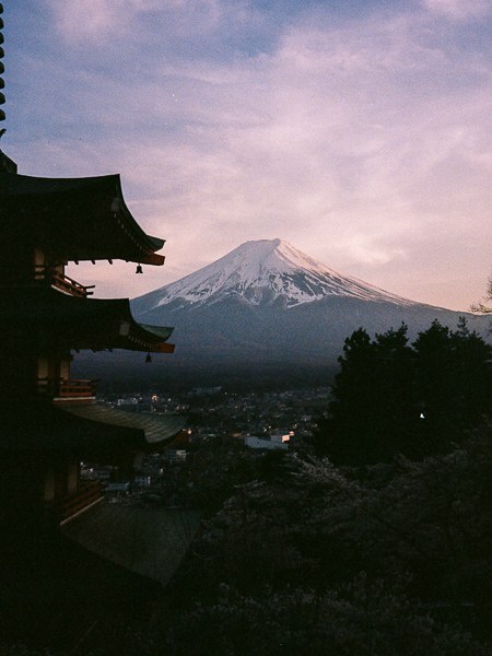 Pagode et Fuji