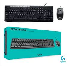 Combo Teclado y Mouse Logitech MK200 USB Altura Ajustable Num-Pad Teclas Cóncavas