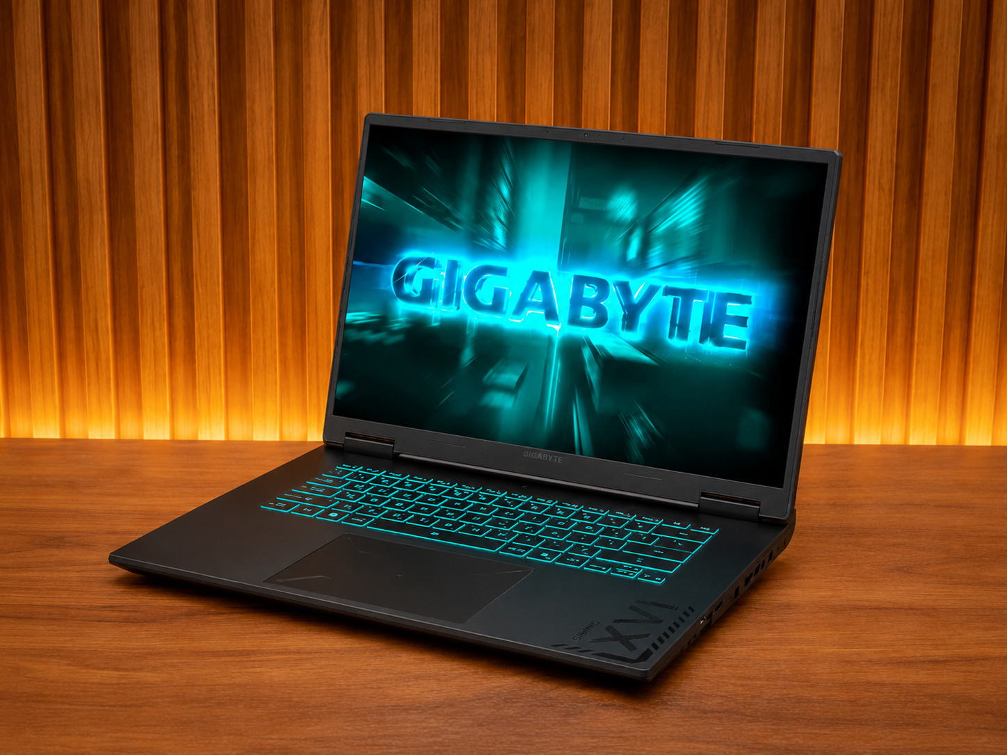 Laptop GIGABYTE GAMING A16 AMD