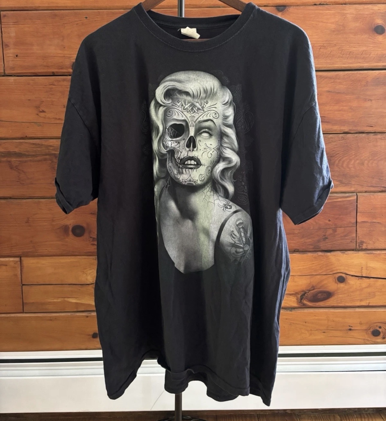 Fruit of the Loom Heavy HD Black 2XL Crew Neck Short Sleeve Sugar Skull Tee