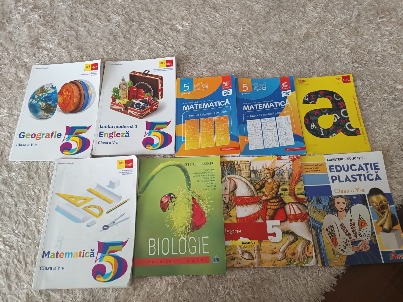 Set manuale și culegeri clasa a V-a
