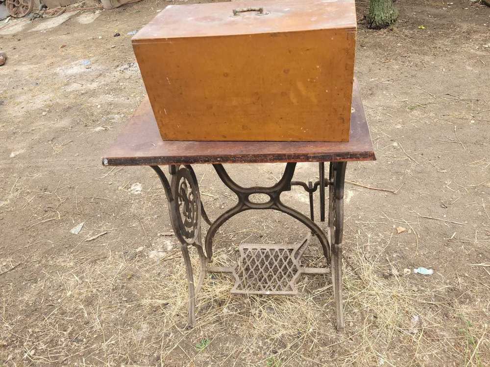 Mașină de cusut Singer