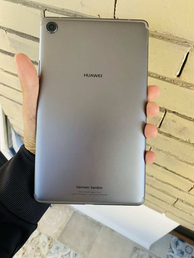 Tableta Huawei MediaPad M5 8.4inch 2K 4GB RAM