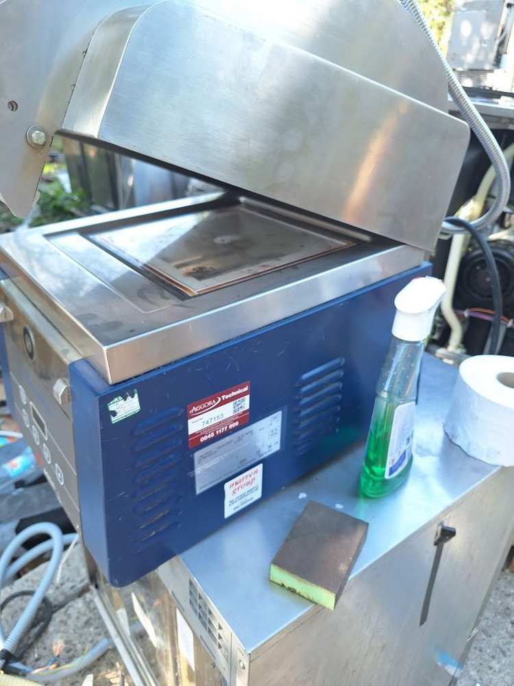 Toaster panini si grill contact Electrolux