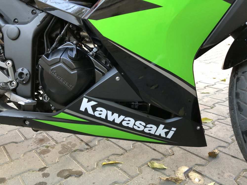 Pachet Kawasaki Ninja 300 ABS KRT + Bicicleta Merida One Twenty