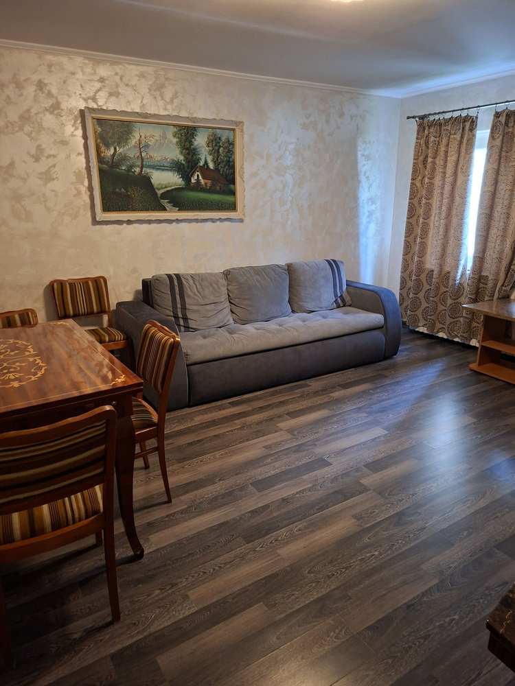 Apartament 4 camere 1 Mai parter Braniște