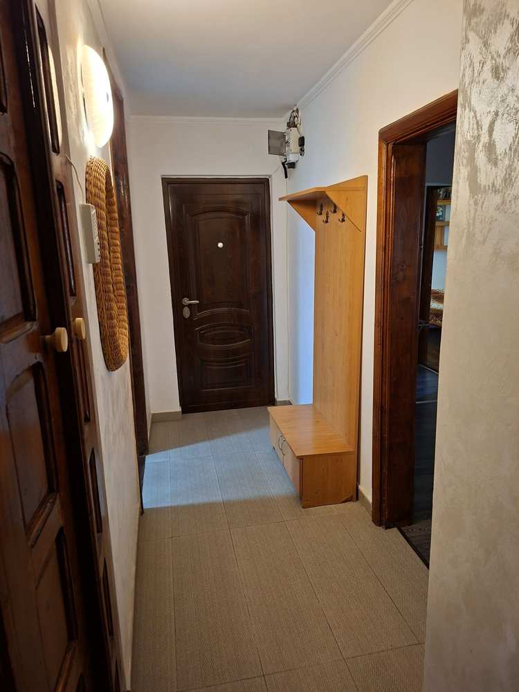 Apartament 4 camere 1 Mai parter Braniște