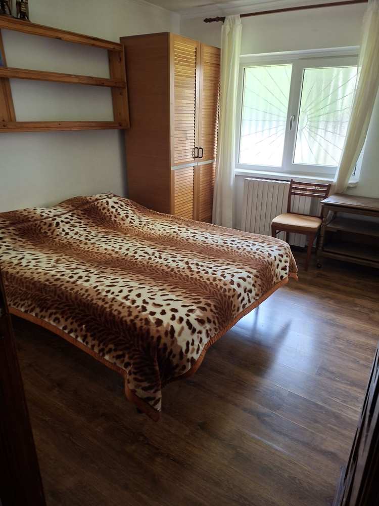 Apartament 4 camere 1 Mai parter Braniște