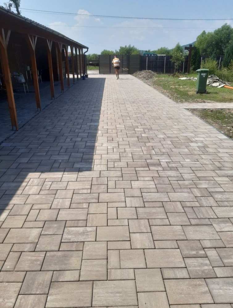 Pavaj, garduri și amenajări curți