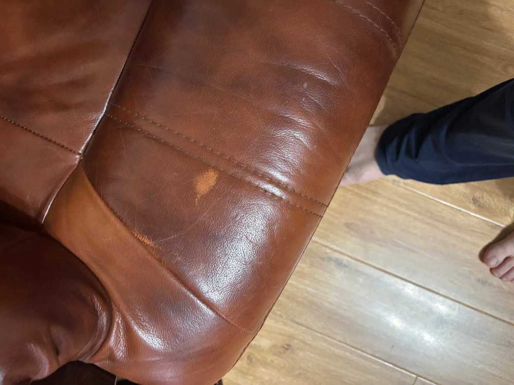 Canapea + 2 fotolii din piele naturala