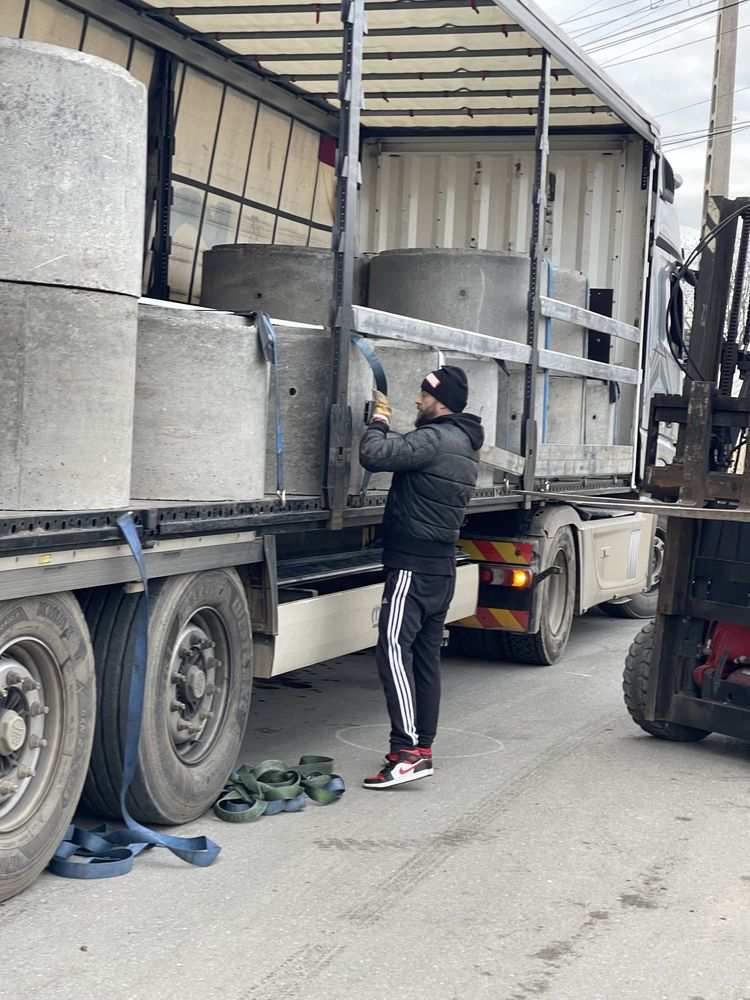 Tuburi cu mufă din beton armat