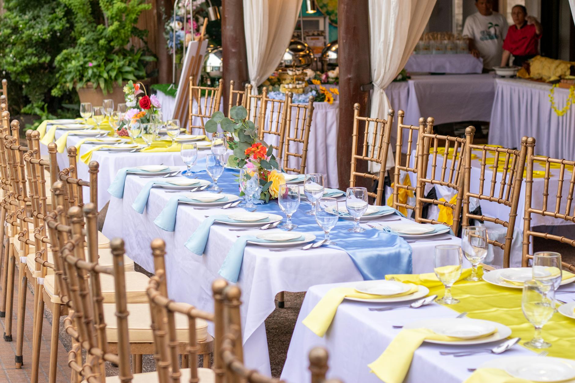 Al Nassr and Al Akhdoud: Two Faces of Football