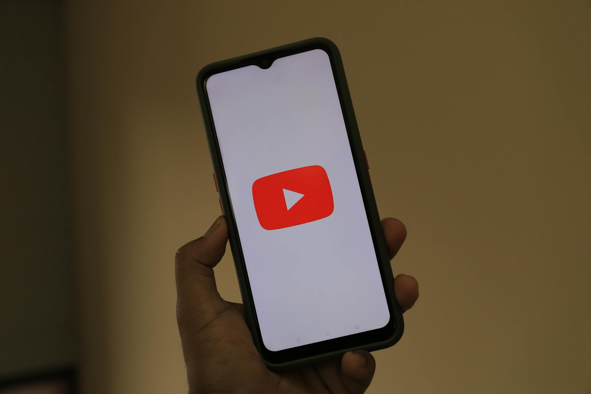 Etkili YouTube Shorts Fikirleri ile İçerik Üretimini Hızlandırın