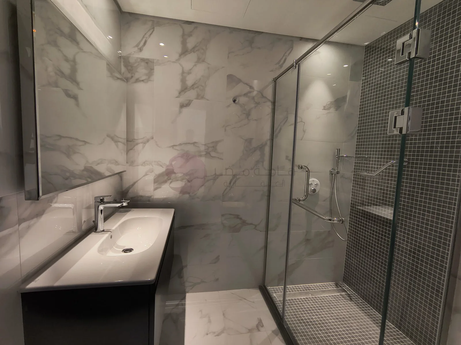 Unfurnished 3 Bedroom Apartment for Sale in Crystal Residence - view 3