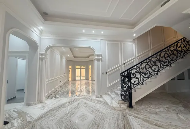 PALACE-STYLE LUXURY VILLA WITH PRIVATE POOL