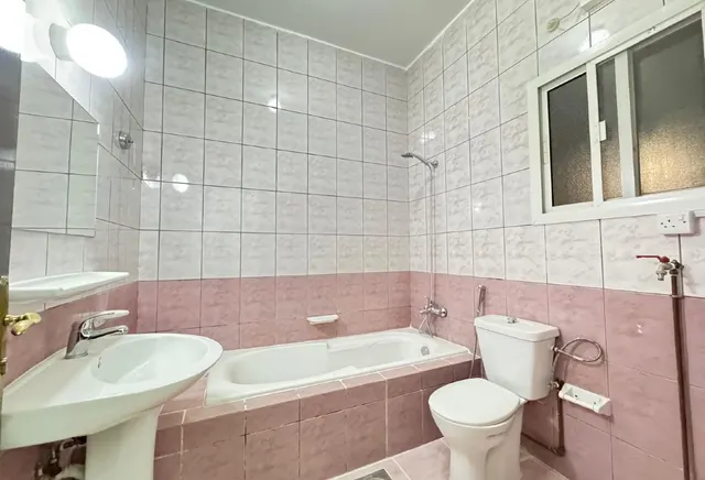 SPACIOUS UNFURNISHED 3BHK APARTMENT