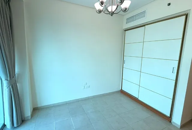 GREAT VALUE SF 2BR APARTMENT WITH AMENITIES