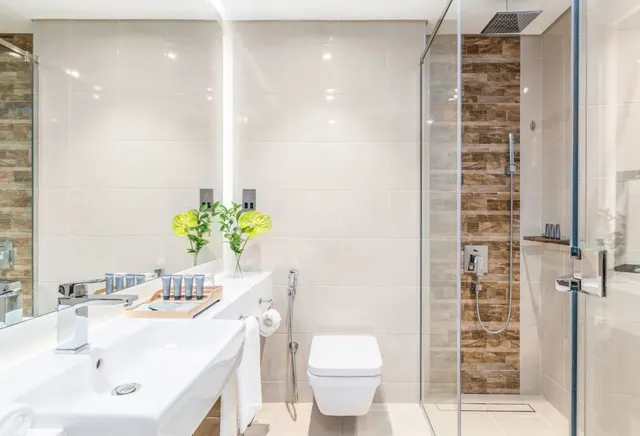 LUXURY LIVING | FF 2BR SERVICE APT| FULL AMENITIES
