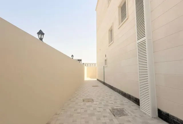 PREMIUM NEW 7BR VILLA WITH LIFT| CORNER PROPERTY
