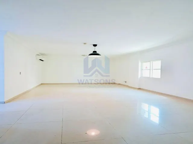 SPACIOUS UF 3BHK APT NEAR METRO LINK - WAKRAH - view 3