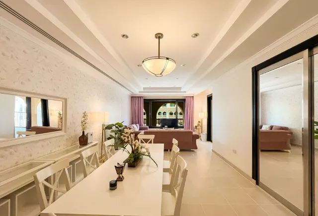 BEACHFRONT FF 2BR RENTED APT+MONTHLY INCOME