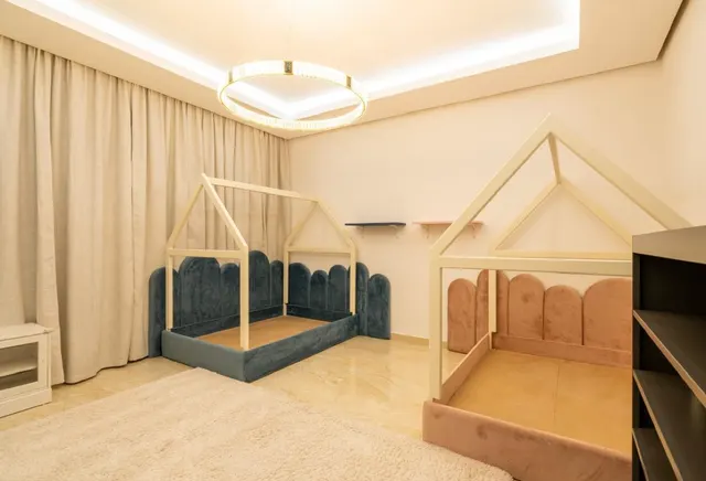 PREMIUM 6BR CORNER VILLA | LIFT & GARDENS|RAYYAN