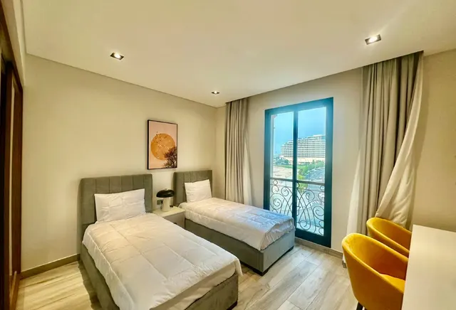 NEW FURNISHED 2BR | BALCONY | ALL AMENITIES