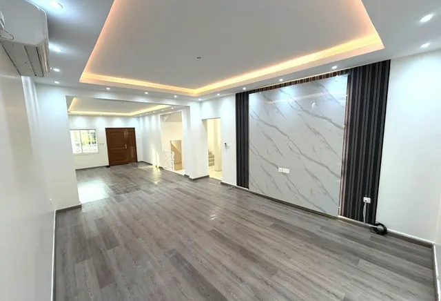 SPACIOUS 3BR COMPOUND VILLA+FACILITIES - THUMAMA