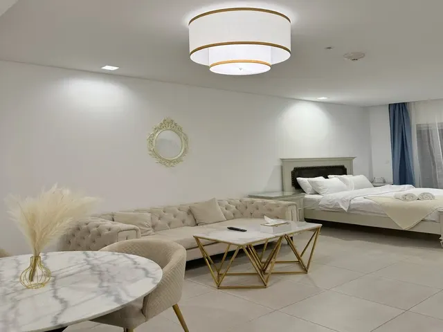 PREMIUM WATERFRONT STUDIO| SHORT&LONG TERM RENTAL - view 3