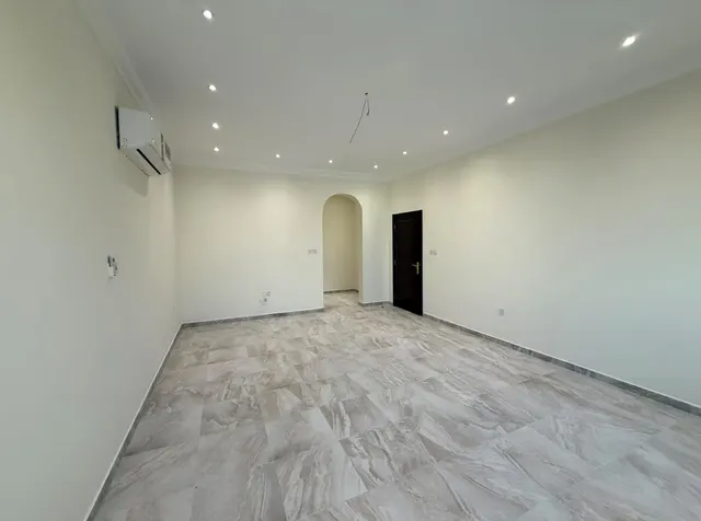 SPACIOUS 7BR FAMILY VILLA+DRIVER & MAID ROOMS - view 3