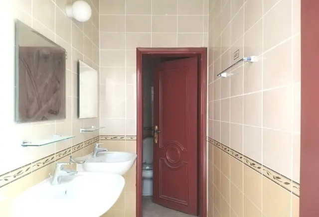 SPACIOUS UF 5BR ATTACHED VILLA-AIN KHALED