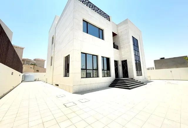 PREMIUM BIG 5+2BR VILLA + LIFT & POOL - LUSAIL