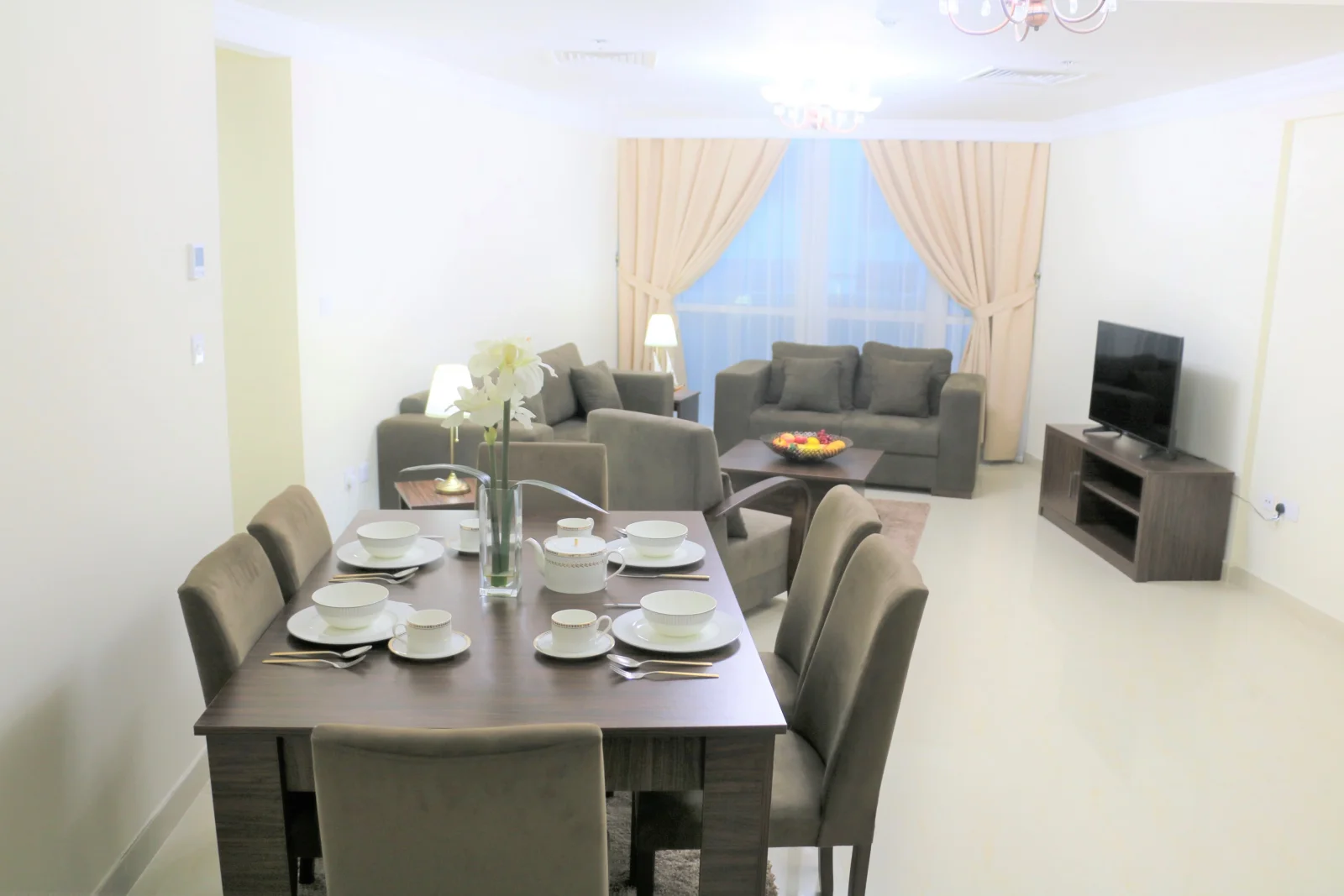 UF 3+1BHK APT+BALCONY & FACILITIES - WEST BAY